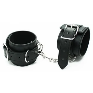 Cătușe Toyz4Lovers Cuffs Belt Negru Cătușe Toyz4Lovers Cuffs Belt Negru pe Denysa.ro