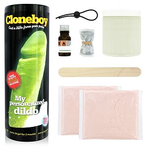 Clonă Pentru Penis Cu Dildo Glow In The Dark Verde Clonă Pentru Penis Cu Dildo Glow In The Dark Verde pe Denysa.ro