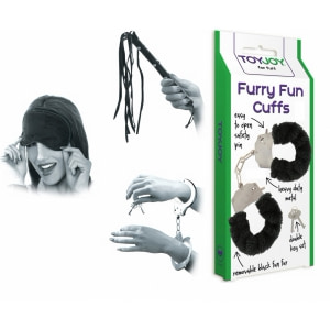 Set Limited Edition Lovers Fantasy Negru + Cătușe Furry Fun Cuffs Negru Set Limited Edition Lovers Fantasy Negru + Cătușe Furry Fun Cuffs Negru pe Denysa.ro